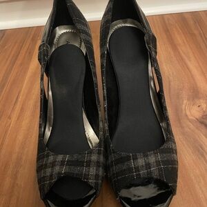 Apt. 9 Black Plaid Peep-Toe Heels